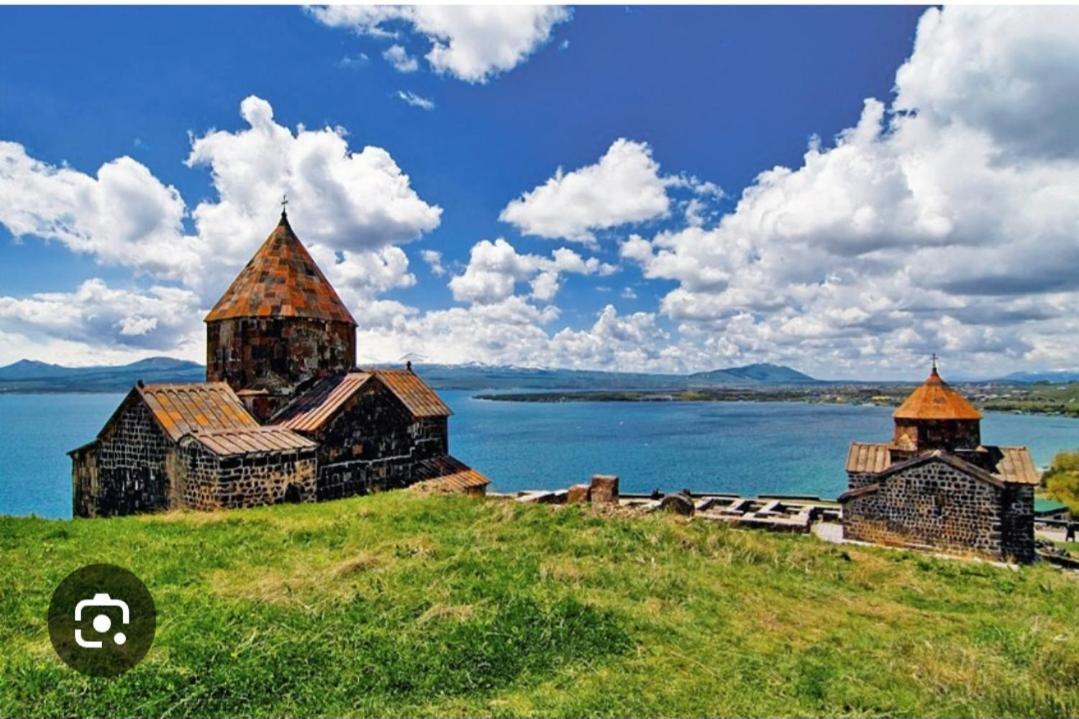 Sevan Em & Yu Exterior foto